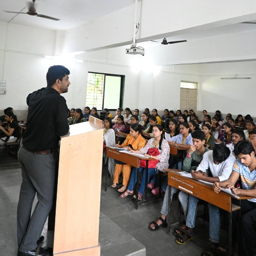 POOINFOTECH digital marketing seminar at college in Pune